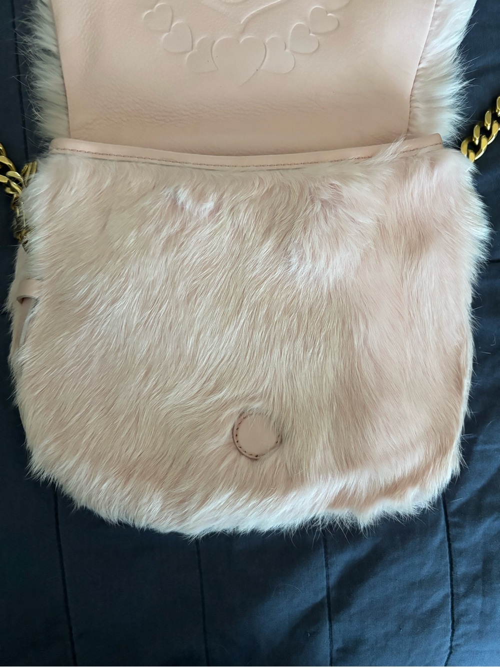Circa 2007 Juicy Couture Rabbit Fur Blush Pink Crossbody with Gold Chain - Picture 4 of 16